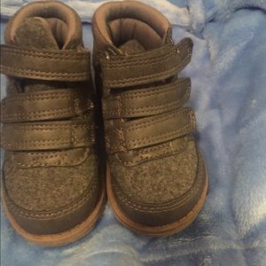 High top toddler shoes